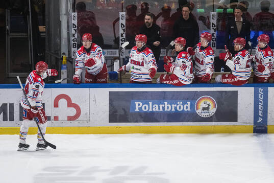 Timrås Emil Pettersson jublar