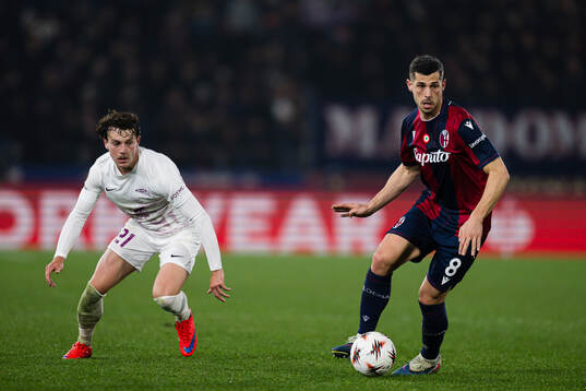 Denzel De Roeve of Brann and Remo Freuler of Bologna
