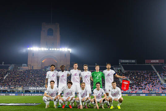 The starting eleven of Brann, from the top left; Noah Holm,