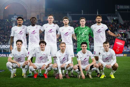 The starting eleven of Brann, from the top left; Noah Holm,
