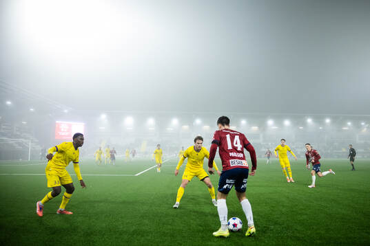 Mjällbys Tony Miettinen och Villiam Granath mot Örgrytes