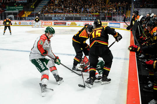 Frölundas Noah Hasa har ont