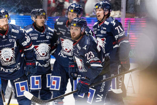 Linköpings Robin Kovacs jublar