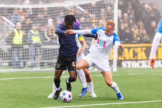 AIKs Axel Kouame och Oddevolds Gabriel Sandberg