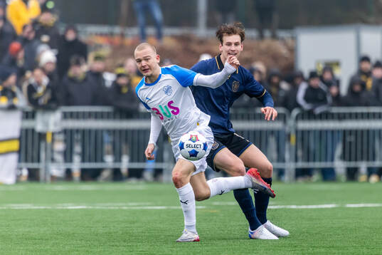 Oddevolds Olle Kjellman Olblad  och AIKs Fredrik Nissen