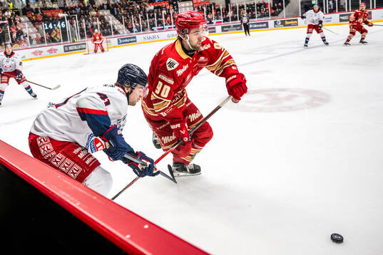 Oskarshamns Melker Eriksson och Kalmars Liam Hawel