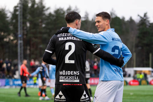 Karlstads Stevan Beko och Malmö FFs Jovan Milosavljevic