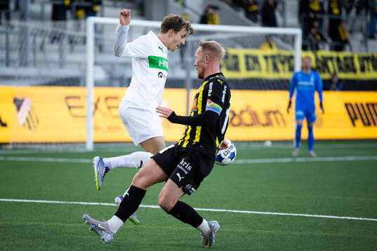 Västerås Simon Gefvert och Häckens Mikkel Rygaard Jensen