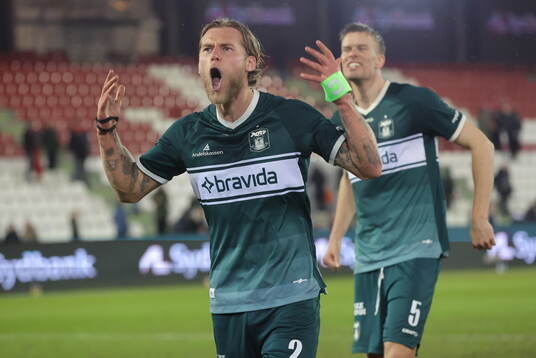 Bla gjennom flere bilder av Fotboll, Danska Ligan