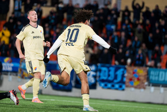 Djurgårdens Mikael Anderson jublar