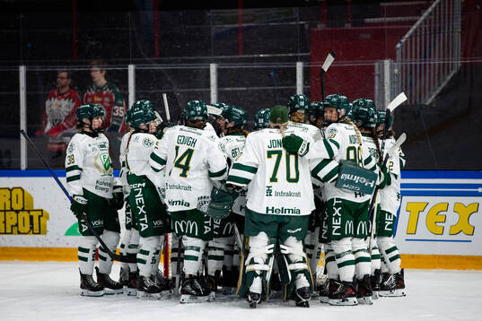 Färjestads spelare jublar