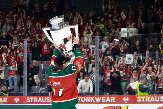 Isac Born of Frölunda celebrates with the trophy