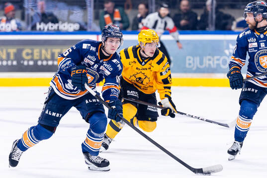 Växjös Ville Svensson och Skellefteås Victor Stjernborg