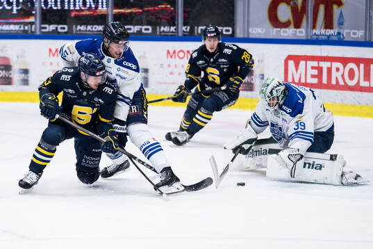 Södertäljes Henrik Eriksson och Karlskogas Jonatan