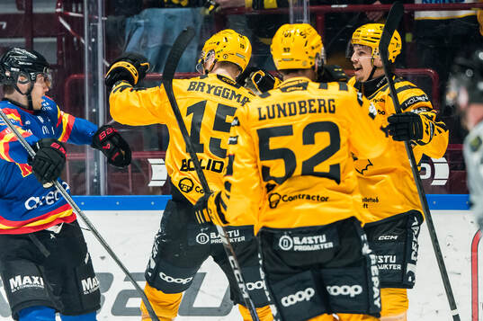 Skellefteås Jonathan Johnson jublar