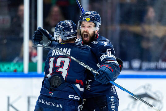 Linköpings Oscar Fantenberg jublar