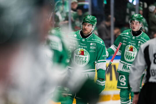 Rögles Linus Sandin jublar