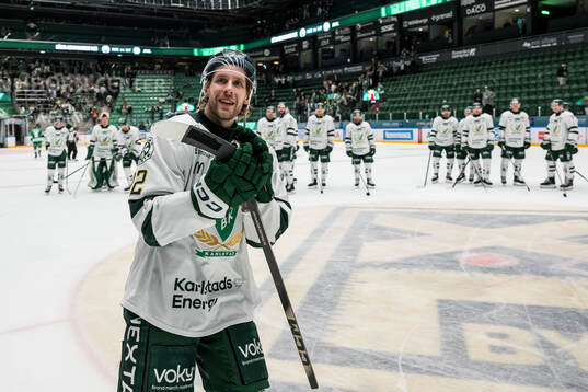 Färjestads Per Åslund jublar