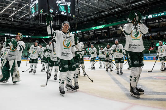 Färjestads Magnus Nygren jublar