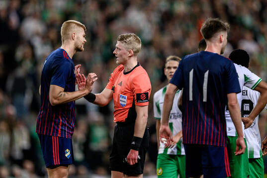 Domare Adam Ladebäck