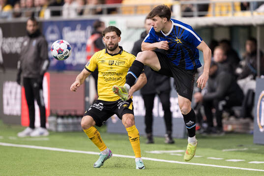 Elfsborgs Arber Zeneli och Sirius Bogdan Milovanov