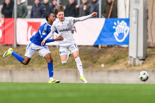 GIF Sundsvalls Yacqub Finey och Helsingborgs Lucas Persson