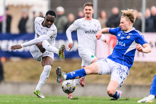 Helsingborgs Adam Akimey och GIF Sundsvalls Malte Hallin