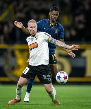 Häckens Mikkel Rygaard Jensen och AIKs Abdihakin Ali