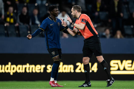 AIKs Zadok Yohanna och Domare Victor Wolf