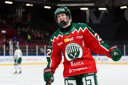 Frölundas Andrea Dalen jublar