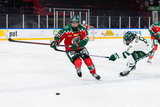 Frölundas Andrea Dalen och Färjestads Ella Albinsson