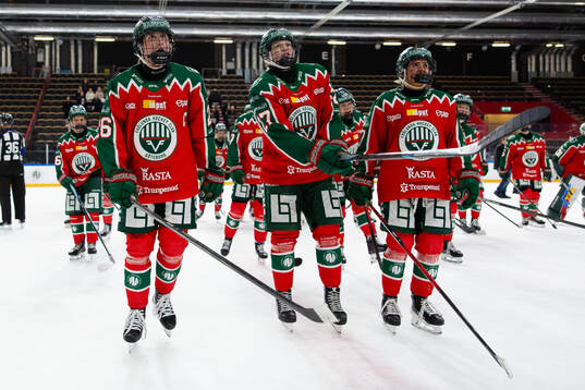 Frölundas Hanna Olsson, Linnea Pettersson Dove och Sofie