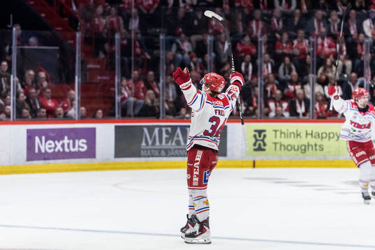 Timrås Alfons Freij jublar