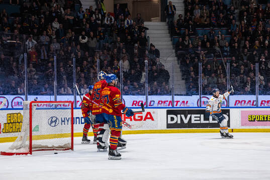 Växjös Reid Gardiner jublar
