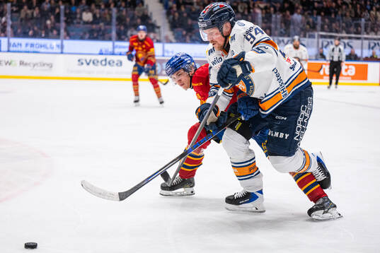 Djurgårdens Hugo Blixt och Växjös Joel Persson