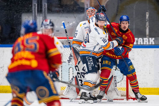 Växjös Eemeli Suomi och Djurgårdens Charles Hudon