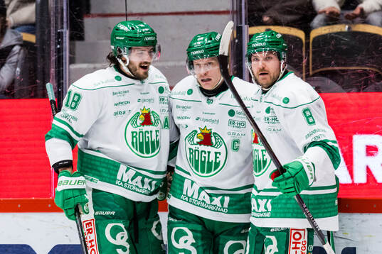 Rögles Anton Bengtsson jublar