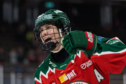 Frölundas Andrea Dalen jublar