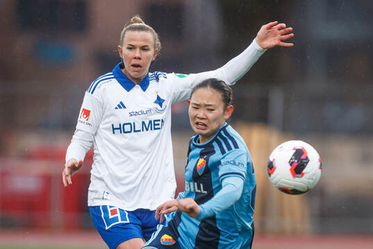 IFK Norrköpings Jessica Wik och Djurgårdens Urara Watanabe