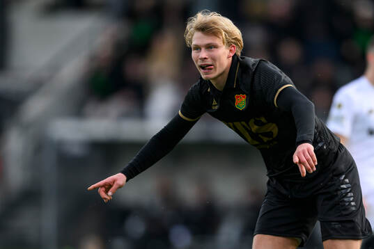 GAISs Rasmus Niklasson Petrovic jublar