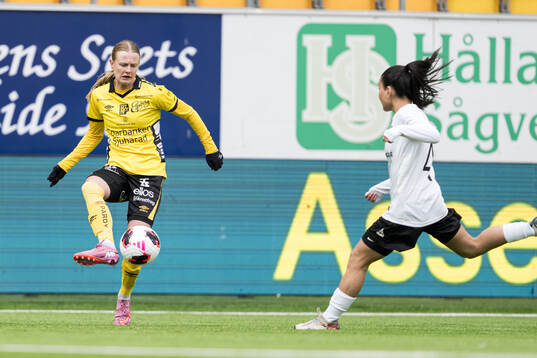 Elfsborgs Hanna Jiozon och Örebro SKs Engla Söderkvist