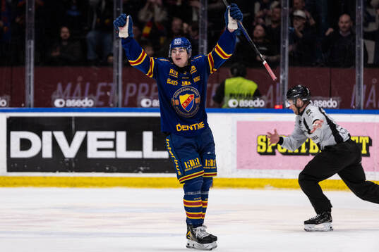 Djurgårdens Anton Frondell jublar