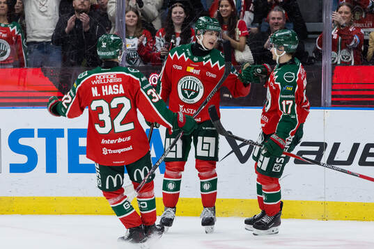 Frölundas Jacob Peterson jublar