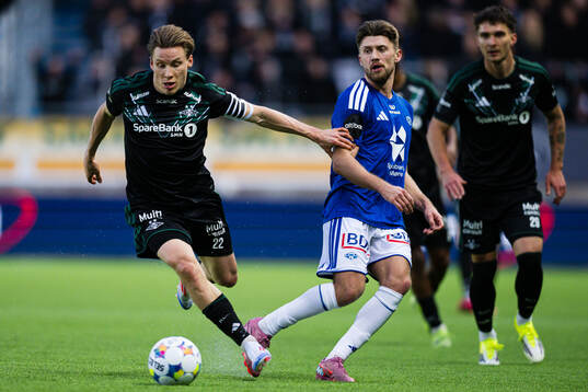 Jonas Svensson of Rosenborg and Vebjørn Hoff of Molde