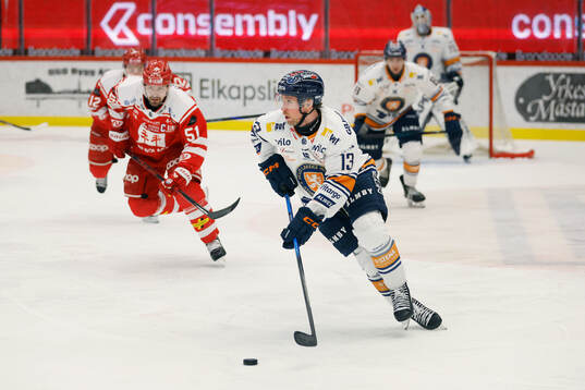 Växjös Dylan Mclaughlin och Timrås Anton Lander