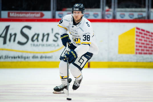 HV71s Olle Alsing