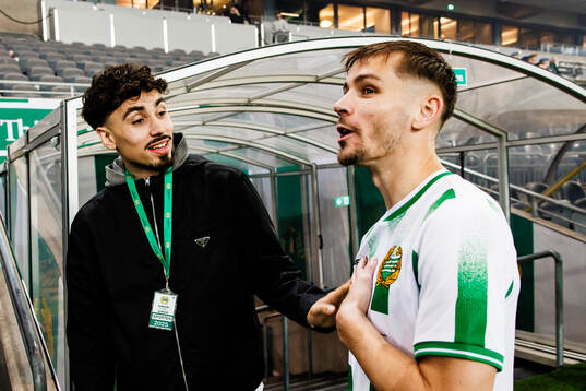 Sebastian Tounekti och Hammarbys Oscar Johansson Schellhas