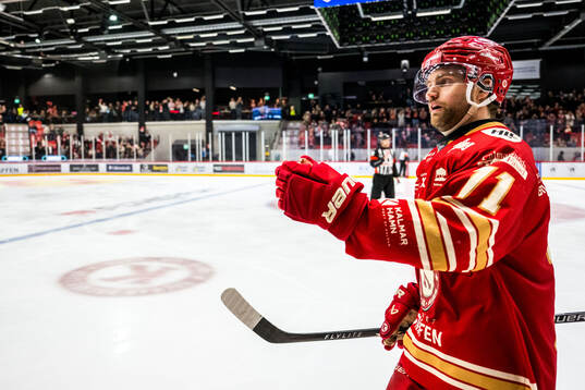 Kalmars Gabriel Olsson jublar