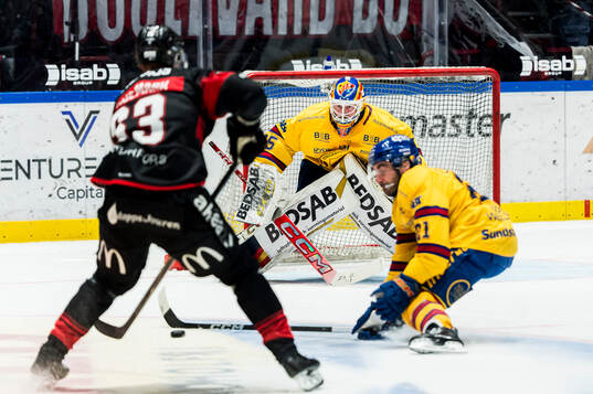 Malmö Redhawks Fredrik Händemark mot Djurgårdens