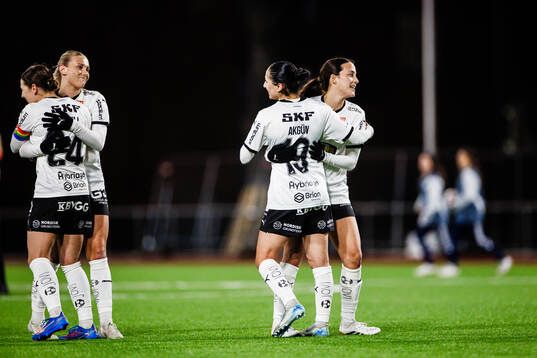 Häckens Tilde Karlsson, Tabby Tindell, Nesrin Akgun och
